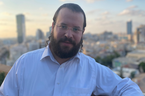 סטודיו אורגינל – עיצוב גרפי מבני ברק